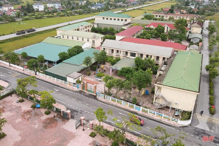 Khu vực trường học ở xã Đan Hải là một trong những địa điểm được lựa chọn để sẵn sàng sơ tán người dân.