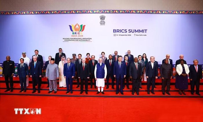 Thủ tướng Lê Minh Hưng cùng các Trưởng đoàn tham dự Hội nghị thượng đỉnh BRICS lần thứ 18 tại Ấn Độ. (Ảnh: Dương Giang/TTXVN)