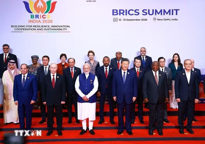 Thủ tướng Lê Minh Hưng cùng các Trưởng đoàn tham dự Hội nghị thượng đỉnh BRICS lần thứ 18 tại Ấn Độ. (Ảnh: Dương Giang/TTXVN)