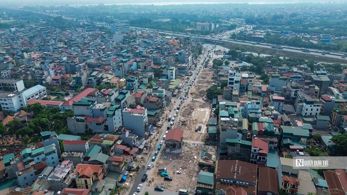 Đến nay, công tác giải phóng mặt bằng cơ bản hoàn thành tại 4 phường Vĩnh Hưng, Vĩnh Tuy, Hoàng Mai và Lĩnh Nam; riêng phường Tương Mai còn 5 hộ chưa bàn giao mặt bằng.