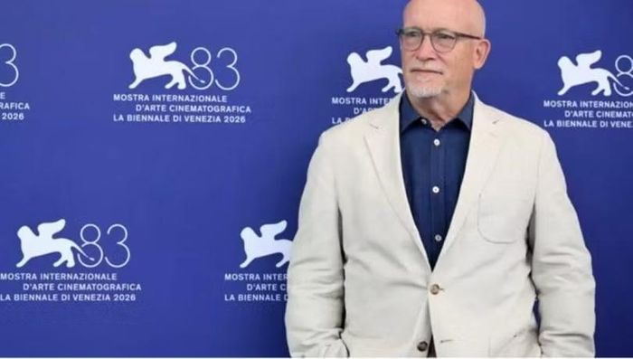 Đạo diễn Alex Gibney, tác giả bộ phim tại LHP Venice lần thứ 83. Ảnh: NetEase.