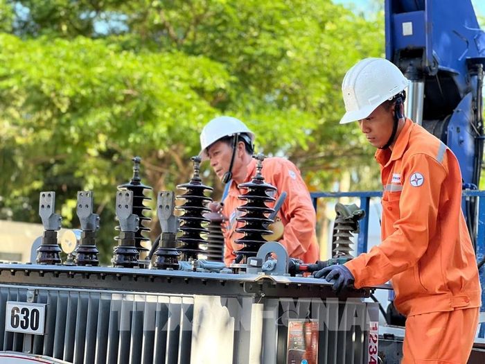 Đội ngũ công nghệ thông tin không chỉ phát triển phần mềm mà phải hiểu sâu các quy trình nghiệp vụ. Ảnh: TTXVN
