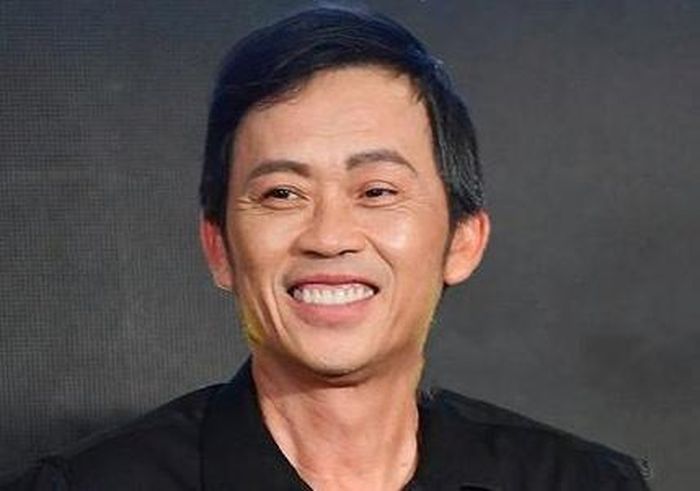 NSƯT Hoài Linh chọn sân khấu làm điểm tựa tinh thần ở chặng đường hiện tại.