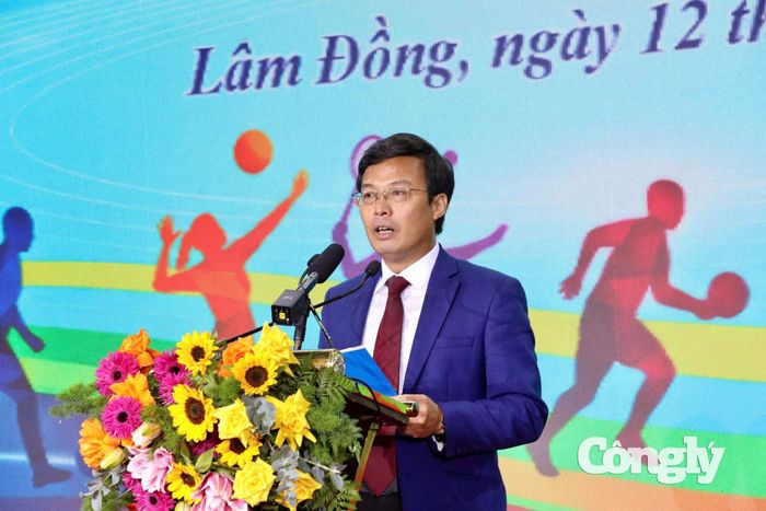 Phát biểu khai mạc, ông Đinh Văn Tuấn, Phó Chủ tịch UBND tỉnh, Trưởng ban tổ chức Đại hội, cho biết Đại hội TDTT tỉnh Lâm Đồng lần thứ I là sự kiện thể thao có ý nghĩa quan trọng, nhằm đánh giá phong trào TDTT trên địa bàn, đồng thời tạo động lực phát triển thể thao trong thời gian tới.