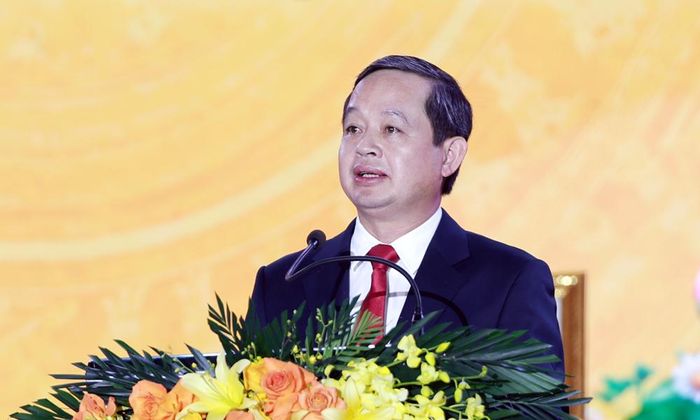  Đồng chí Phạm Hoàng Sơn phát biểu chỉ đạo tại buổi lễ. 