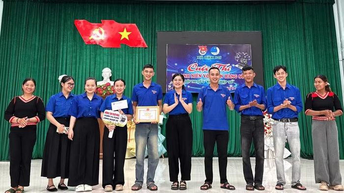  Đội "Thung lũng số" giành giải nhất tại cuộc thi. Ảnh: Chu Hằng 