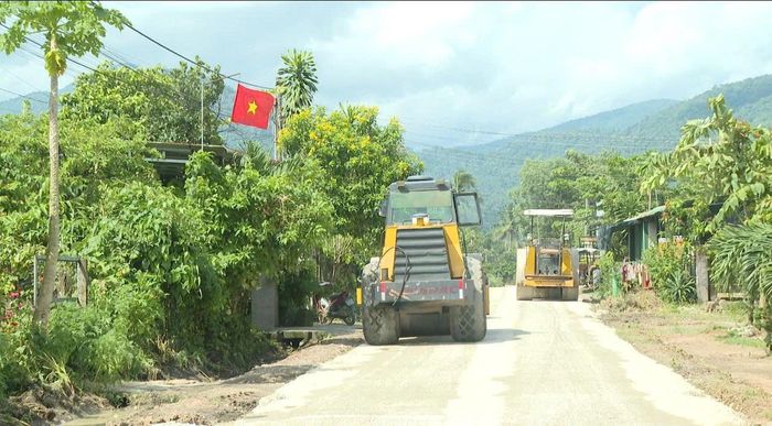Tuyến đường giao thông thôn Măng Tố, xã Bắc Ruộng sắp được thảm bê tông nhựa nóng