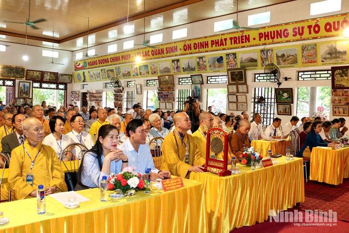 Các đại biểu dự hội thảo.