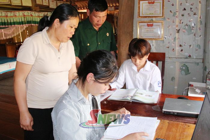 Gia đình hạnh phúc là nền tảng để xây dựng xã hội hạnh phúc, văn minh.