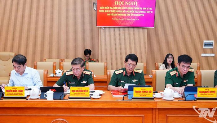 Các đại biểu dự Hội nghị. 
