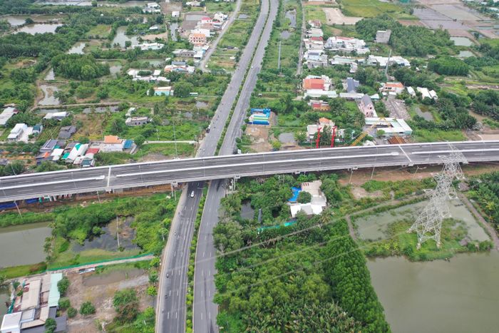 Khi hoàn thành, công trình sẽ tạo điều kiện thuận lợi cho người dân đi lại, vận chuyển hàng hóa, giảm áp lực giao thông trên các tuyến hiện hữu, đồng thời góp phần giảm ùn tắc và tai nạn giao thông trong khu vực.