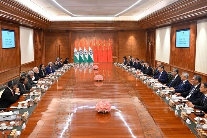Quang cảnh cuộc trao đổi giữa hai lãnh đạo. Ảnh: Xinhua