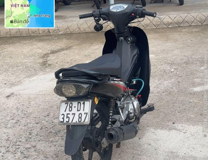 Chiếc xe máy Võ Quân Nh đã "diễn xiếc" trên quốc lộ 1A lúc nửa đêm bằng chiêu "bốc đầu".