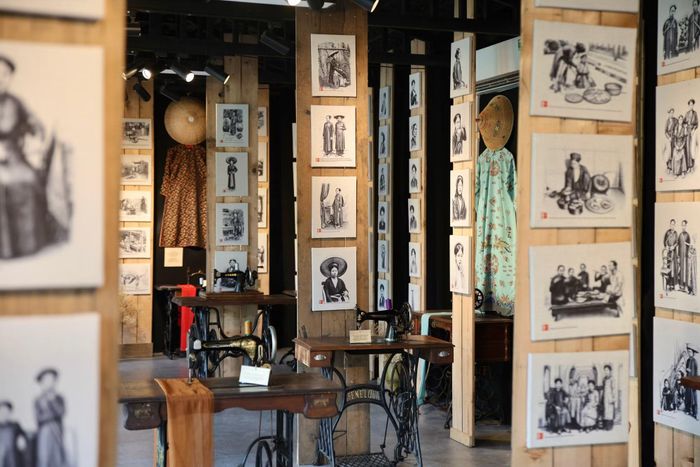 Văn hoá Hà Nội qua nhiều thời kỳ được giới thiệu trong không gian Văn Miếu - Quốc Tử Giám.