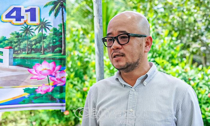Ông Dương Minh Toàn, Trưởng nhóm Món quà Tuệ Tâm, mong muốn cây cầu sớm hoàn thành, đưa vào sử dụng, đáp ứng nhu cầu đi lại thiết thực của người dân.