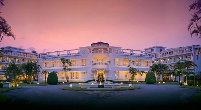 Azerai La Residence Huế.