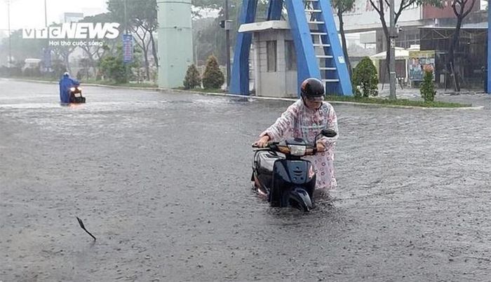 Ngày 13/9, miền Trung tiếp tục mưa lớn, nguy cơ ngập lụt, sạt lở. (Ảnh minh hoạ)