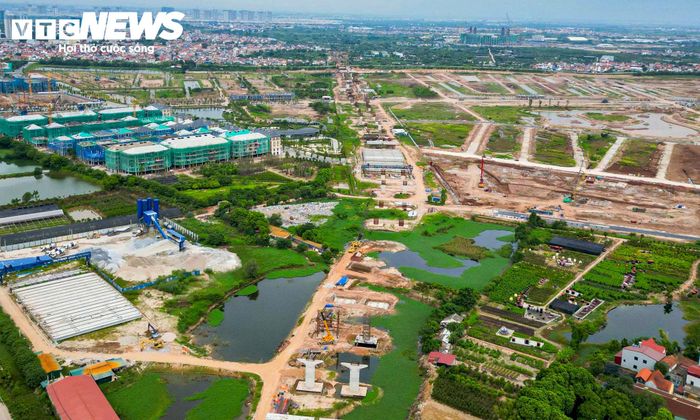 Dự án có tổng chiều dài khoảng 7,5km, tổng mức đầu tư gần 12.000 tỷ đồng. Điểm đầu kết nối với tuyến Vành đai 3,5 đoạn từ Phúc La - Văn Phú đến cao tốc Pháp Vân - Cầu Giẽ, thuộc địa bàn xã Thanh Trì, Hà Nội. Điểm cuối nối với tuyến Vành đai 3,5 thuộc xã Văn Giang, Hưng Yên.