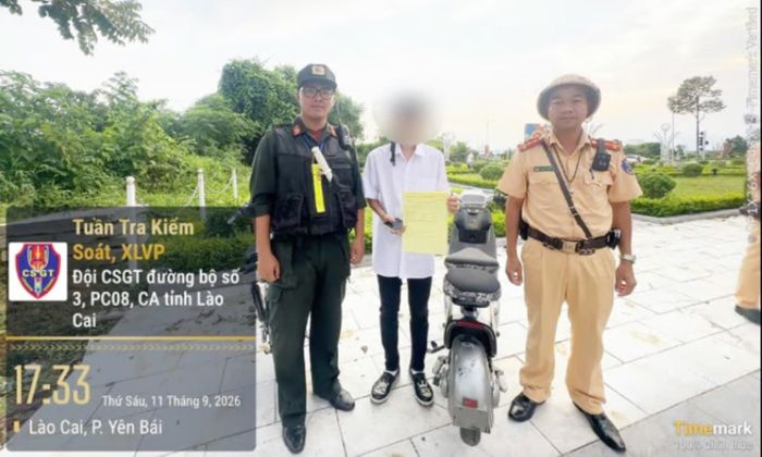Nam sinh N.K.T. (áo trắng). (Ảnh: Công an tỉnh Lào Cai)