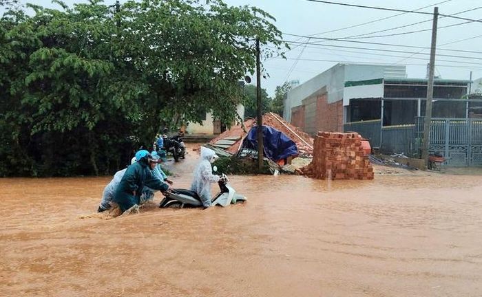 Mưa vẫn xuất hiện tại nhiều địa phương trên cả nước trong 10 ngày tới, nguy cơ gây ngập lụt. (Ảnh minh hoạ)