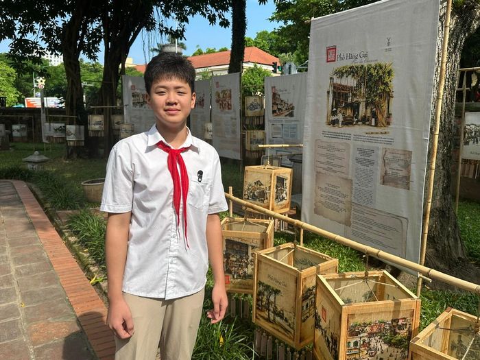 Em Nguyễn Trọng Triệu Long, lớp 9A6, Trường THCS Nguyễn Văn Huyên. Ảnh: Hoàng Quyên