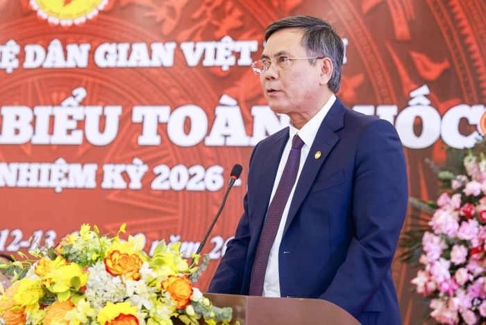 Đồng chí Trần Thắng, Ủy viên Ban Thường vụ Đảng ủy Mặt trận Tổ quốc, các đoàn thể Trung ương, Phó Chủ tịch Ủy ban Trung ương Mặt trận Tổ quốc Việt Nam phát biểu chỉ đạo tại Đại hội. Ảnh: Quang Vinh
