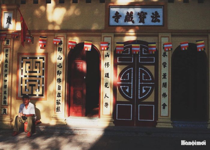 Khoảnh khắc bình dị của Hà Nội trong những ngày thu dịu dàng.