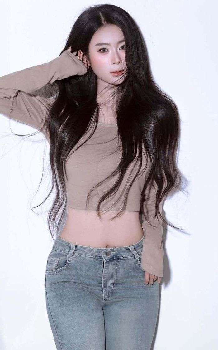 Thảo My cho biết cô không cố định mình trong một phong cách. Có thời điểm nữ diễn viên thích diện váy vóc điệu đà, nhưng cũng có lúc chuyển sang trang phục cá tính hoặc mang vẻ sang trọng.
