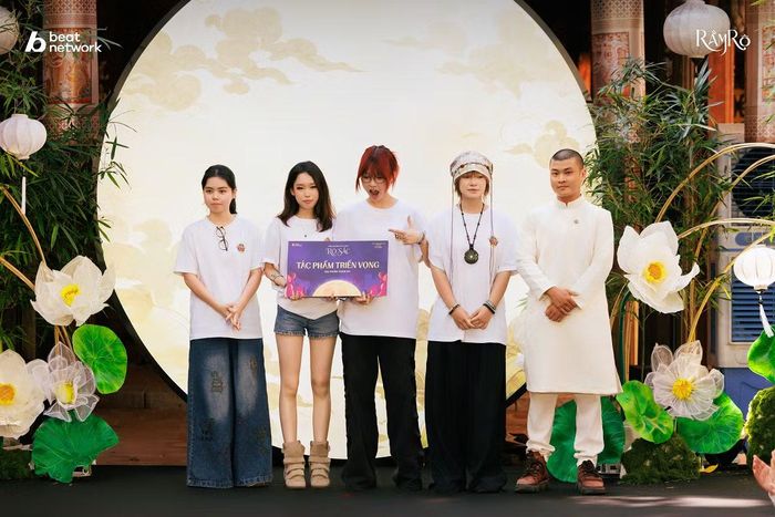 "Nguyệt Vũ Sắc" nhận được giải thưởng Tác phẩm được bình chọn nhiều nhất. Tác phẩm triển vọng được trao cho "Vọng Sư".