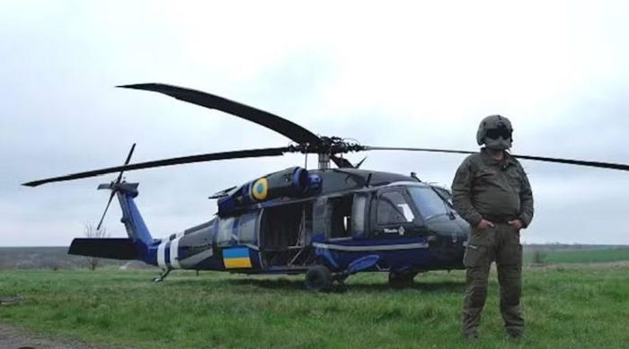 Những chiếc Black Hawk được Ukraine sử dụng thuộc biến thể UH-60A, phiên bản đầu tiên của dòng trực thăng này.