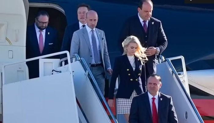 Tuy nhiên, những thông tin hiện có chưa đủ để khẳng định ông Trump đã vi phạm pháp luật. Don Fox, cựu quyền giám đốc Văn phòng Đạo đức Chính phủ dưới thời Tổng thống Barack Obama, cho rằng cần xác định bản chất của các khoản tiền trước khi kết luận.