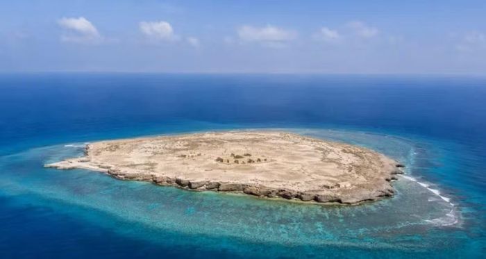 Diễn biến mới làm gia tăng lo ngại về an ninh hàng hải tại biển Đỏ. Cuối tháng 7, Houthi tuyên bố áp dụng “cấm vận hàng hải” đối với Arab Saudi và tấn công một số tàu chở dầu của Riyadh.