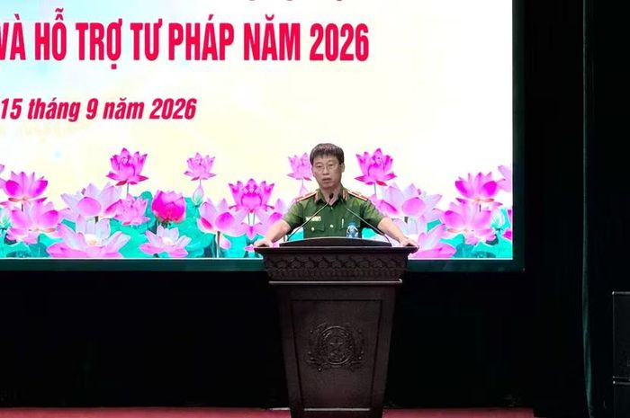 Thiếu tướng Lê Văn Long – Phó Cục trưởng Cục Cảnh sát quản lý tạm giữ, tạm giam và thi hành án hình sự tại cộng đồng, Bộ Công an phát biểu chỉ đạo