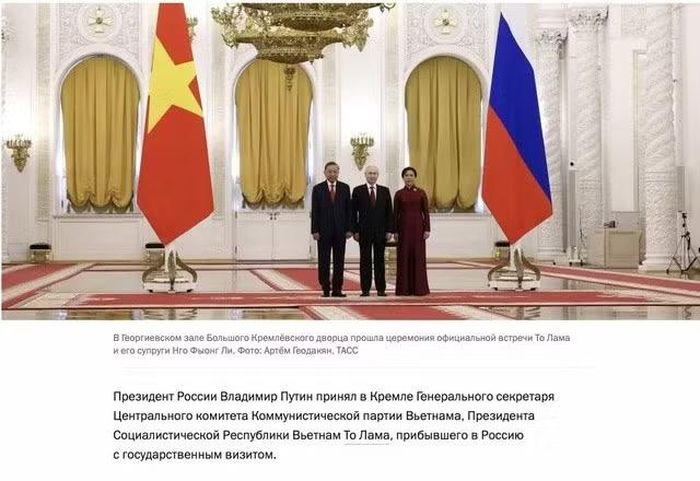  Hình ảnh Tổng thống Vladimir Putin đón Tổng Bí thư, Chủ tịch nước Tô Lâm và Phu nhân Ngô Phương Ly được đăng tải trang trọng trên cổng thông tin Điện Kremlin 