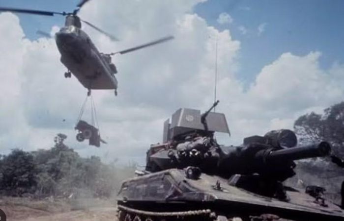 Một chiếc xe tăng hạng nhẹ thông thường khó có thể vừa nhẹ, vừa mang pháo đủ mạnh để đối đầu xe tăng đối phương.