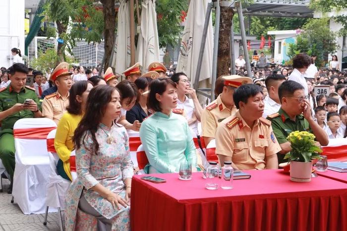 Các đại biểu tại chương trình