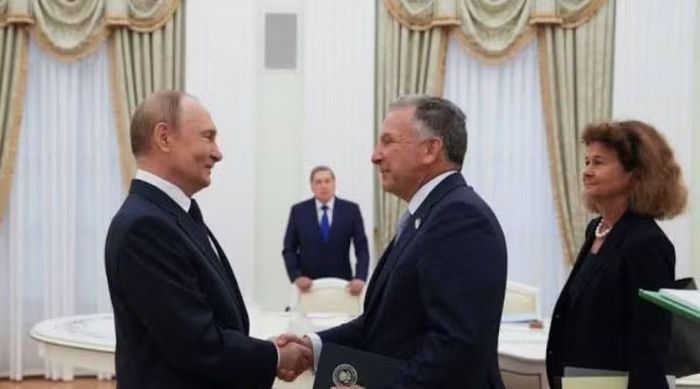 Các đặc phái viên Mỹ Steve Witkoff và Jared Kushner gần đây đã tới cả Moskva và Kiev để thảo luận về vấn đề này.