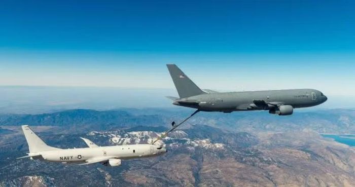 Nhật Bản và Israel hiện là những khách hàng quốc tế quan trọng của KC-46A. Nhật Bản đã đưa loại máy bay này vào khai thác tại Căn cứ Không quân Miho và tiếp tục bổ sung máy bay trong chương trình quốc phòng.