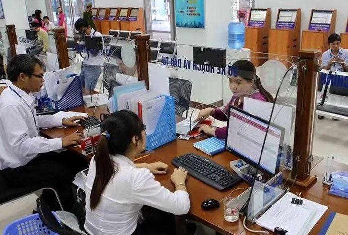 Cử tri kiến nghị xem xét bổ sung, điều chỉnh biên chế cấp xã một cách linh hoạt