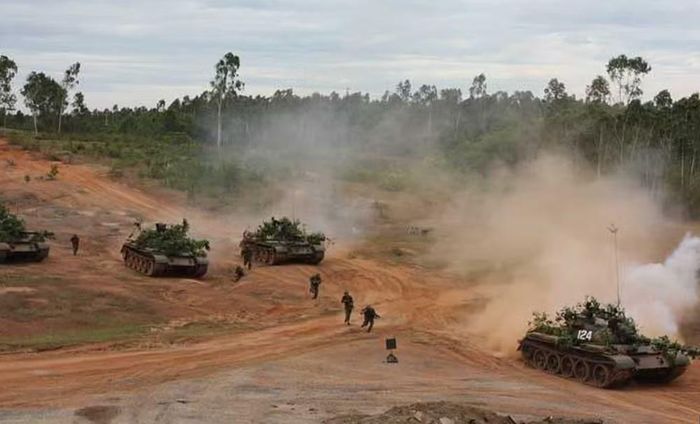 Sự xuất hiện của xe tăng T-54 không khiến T-34 hay PT-76 lập tức mất vai trò. Mỗi dòng xe đảm nhiệm những yêu cầu khác nhau.