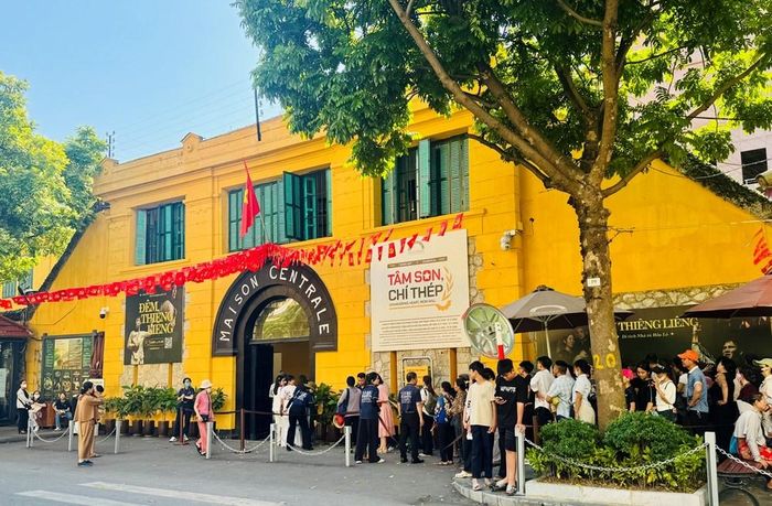 Hà Nội đang hình thành những sản phẩm có tính trải nghiệm và tương tác, kết hợp câu chuyện lịch sử với nghệ thuật, biểu diễn, công nghệ, ẩm thực và liên kết với đời sống hiện nay