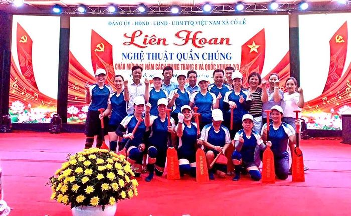 Người dân thôn Đình Cựu tham gia Liên hoan nghệ thuật quần chúng trong Tuần lễ Văn hóa, thể thao truyền thống xã Cổ Lễ năm 2026. Ảnh: Thanh Huyền