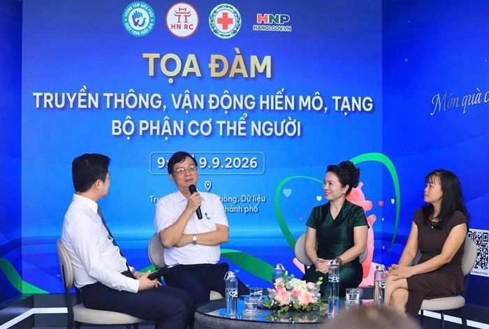 Các đại biểu tại tọa đàm. Ảnh V.HƯNG
