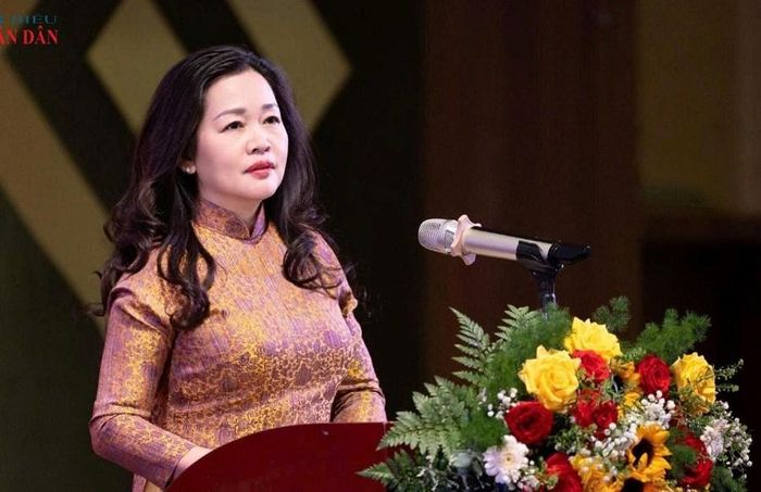 Tổng Biên tập Báo Đại biểu Nhân dân Phạm Thị Thanh Huyền phát biểu tại Hội nghị