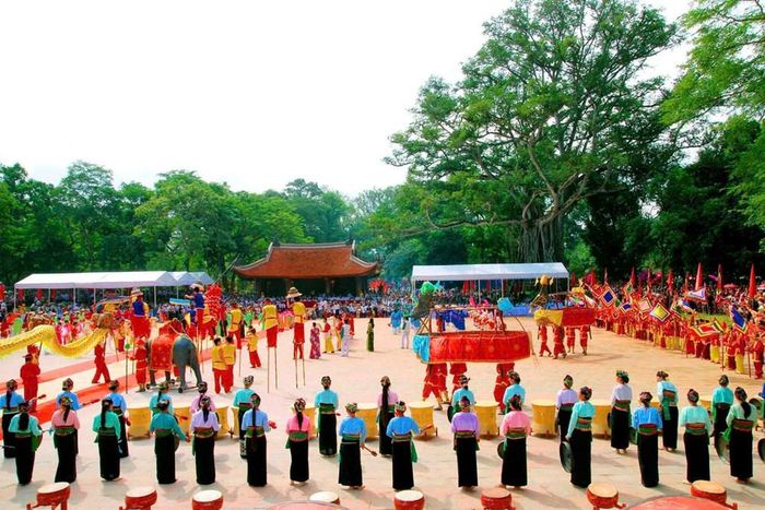 Các trò diễn dân gian xứ Thanh góp phần làm sống động không gian văn hóa tại Di tích quốc gia đặc biệt Lam Kinh