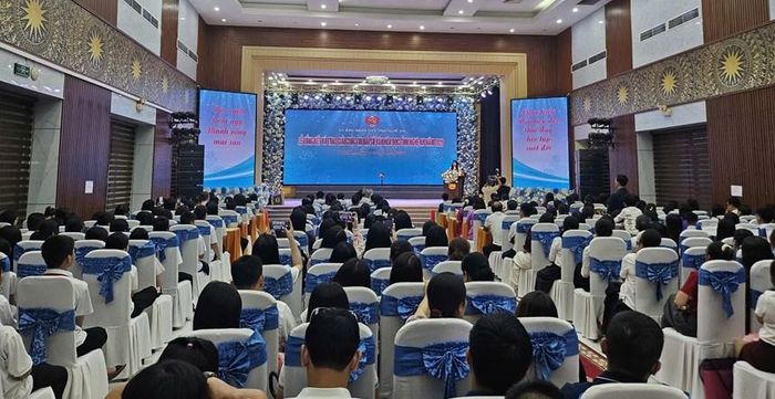 Toàn cảnh Lễ tổng kết và trao giải Cuộc thi Đại sứ Văn hóa đọc tỉnh Nghệ An năm 2026