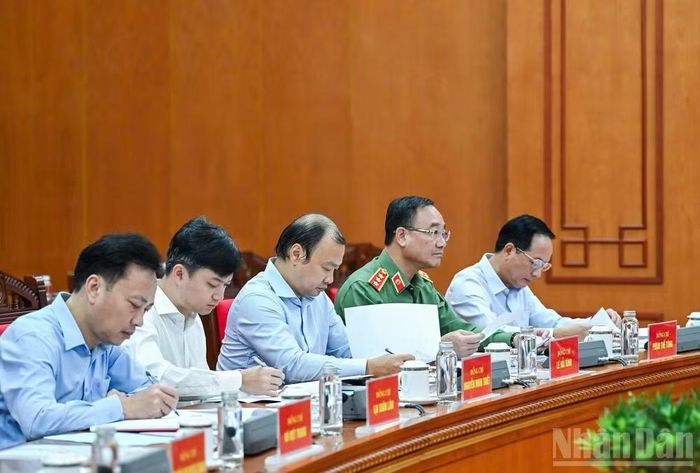 Các đại biểu dự họp. (Ảnh: DUY LINH)