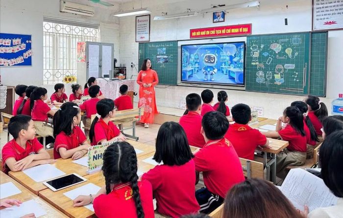 Chuyển đổi số là nhiệm vụ trọng tâm năm học 2026-2027. Bộ Giáo dục và Đào tạo đề nghị tổ chức dạy học trực tuyến, dạy học kết hợp theo quy định, phù hợp với điều kiện thực tế. (Ảnh: Bộ Giáo dục và Đào tạo)