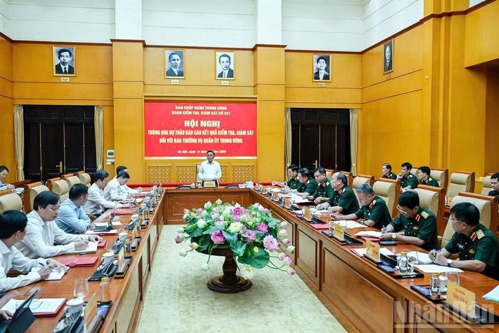 Hội nghị thông qua kết quả kiểm tra, giám sát đợt 3 đối với Ban Thường vụ Quân ủy Trung ương. (Ảnh: DUY LINH)