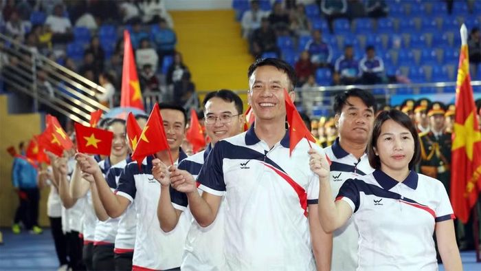 Với tinh thần “Đoàn kết-Trung thực-Cao thượng”, các vận động viên đã thi đấu quyết tâm, cống hiến nhiều trận đấu hấp dẫn, góp phần lan tỏa phong trào rèn luyện thể dục thể thao trong các tầng lớp nhân dân. (Ảnh: C.T)